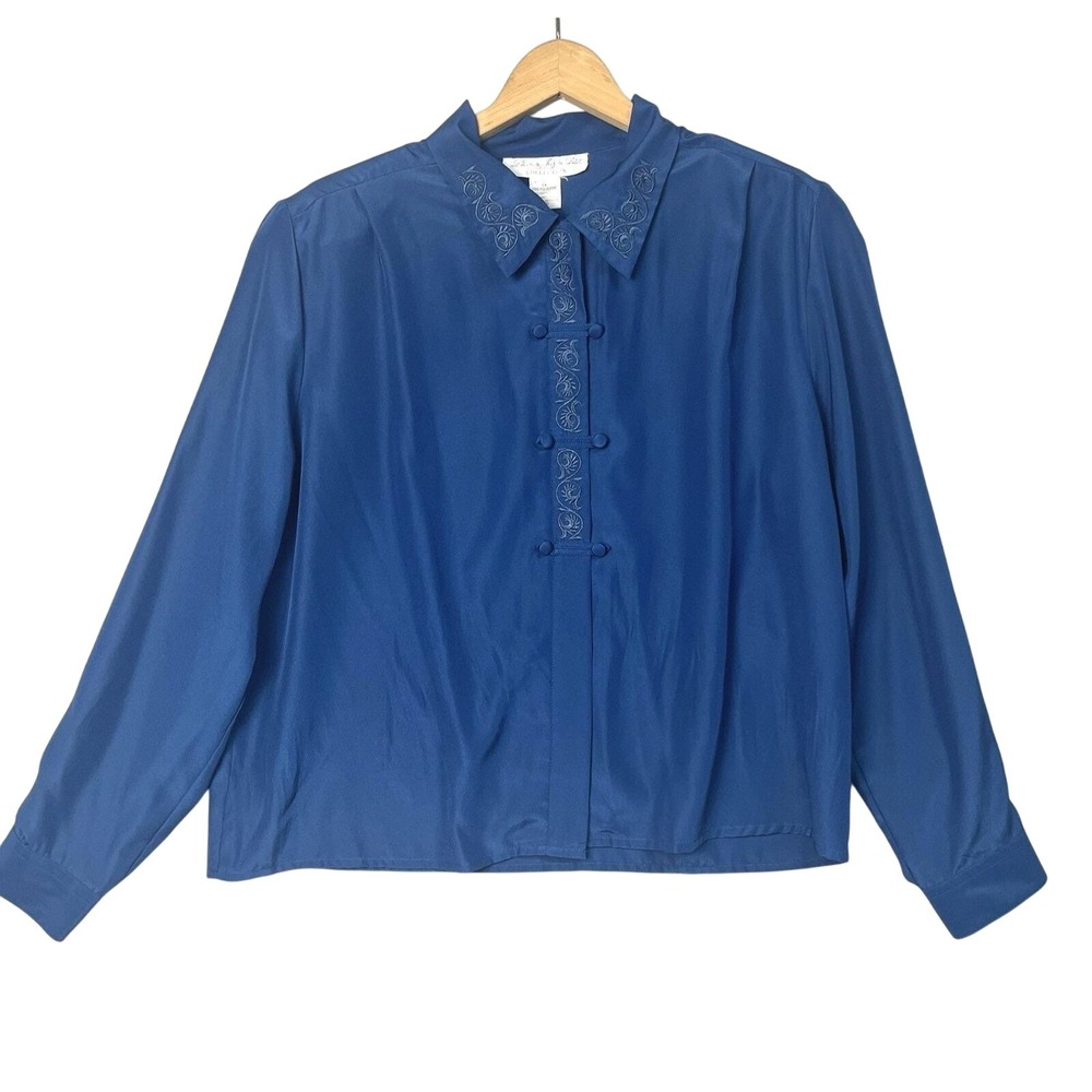Vintage LAURA & JAYNE LS Button-Front Shirt Embroidered Blue Sz 14 Collar